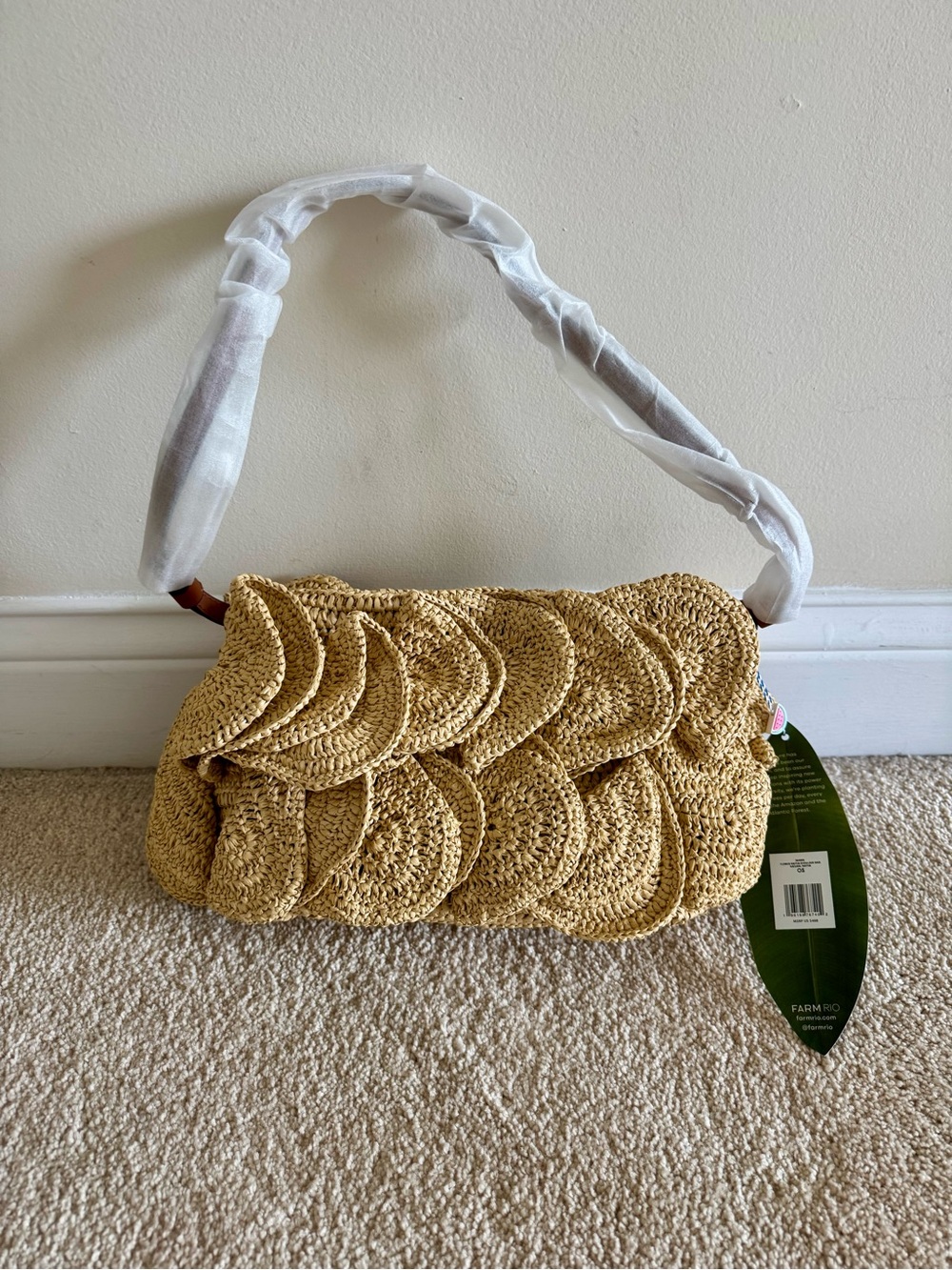 BRAND NEW FARM Rio Flower Raffia Shoulder Bag, NWT - Picture 4 of 8